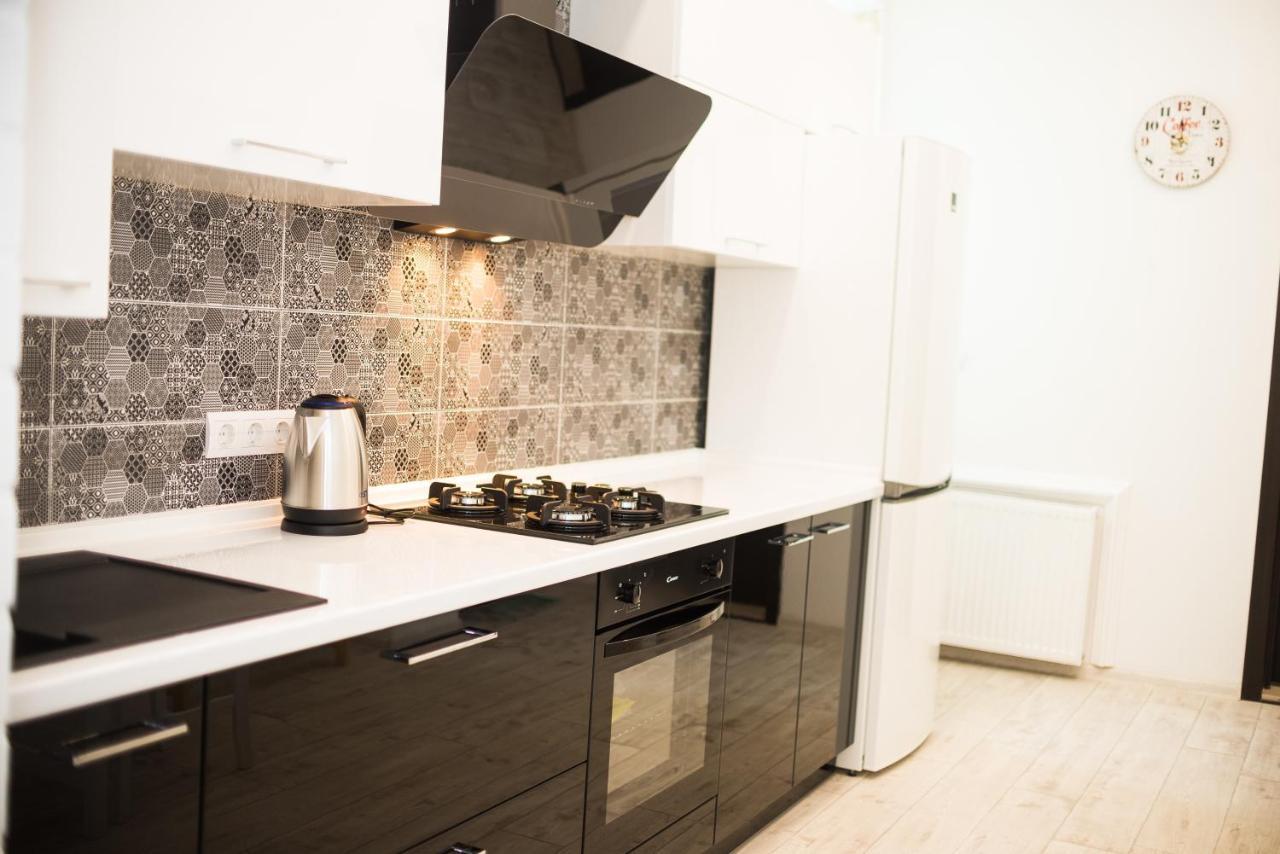 Modern Apartment Львов Экстерьер фото